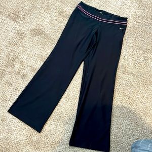 Women’s Wide Leg Nike Dri-fit sz Large